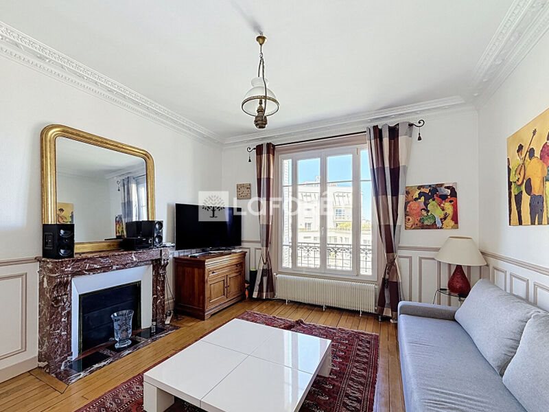 Appartement à louer, 83m², Courbevoie