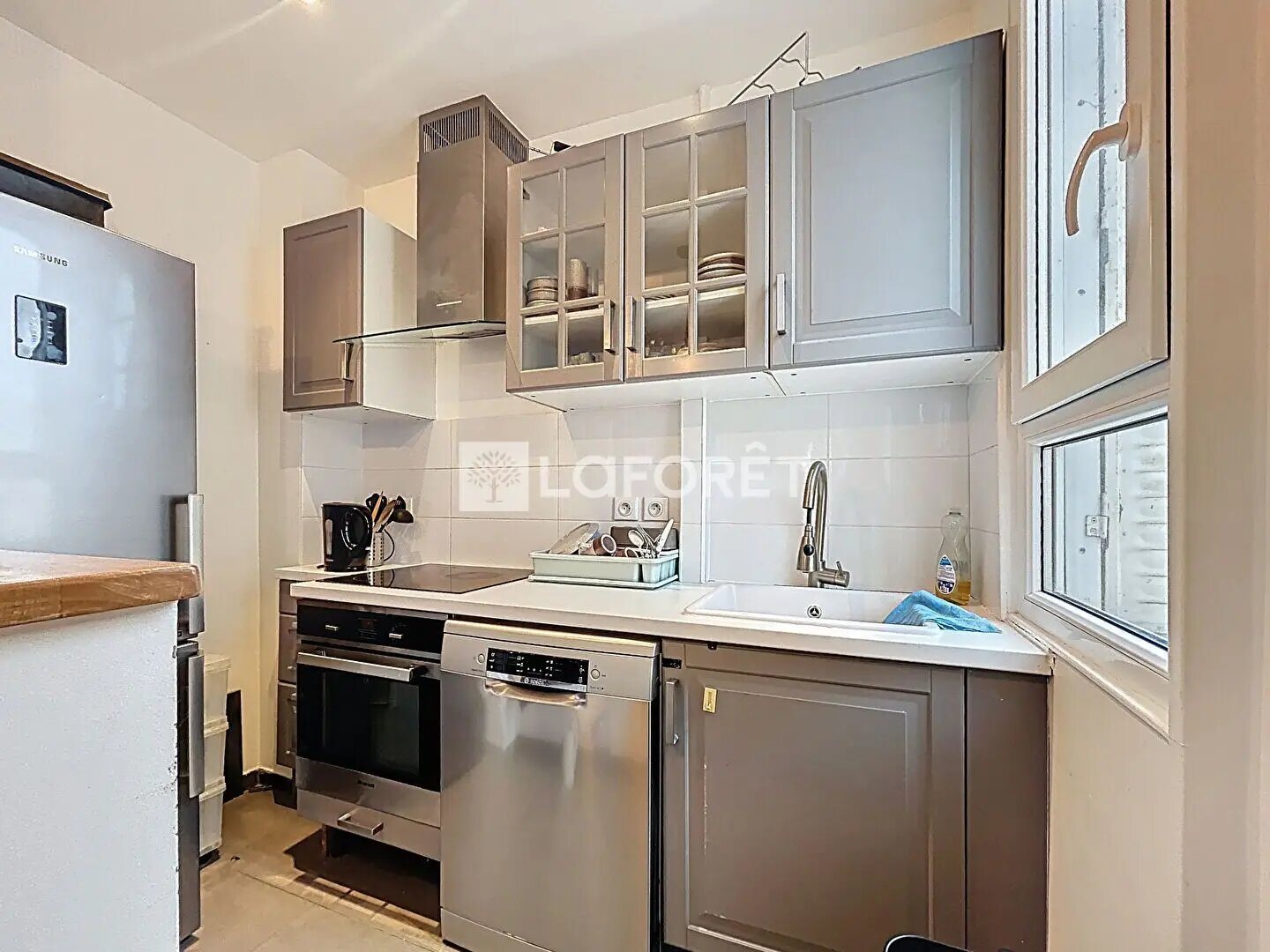Appartement à louer, 74m², Courbevoie