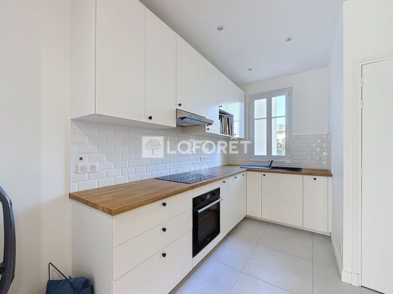 Appartement à louer, 52m², Courbevoie
