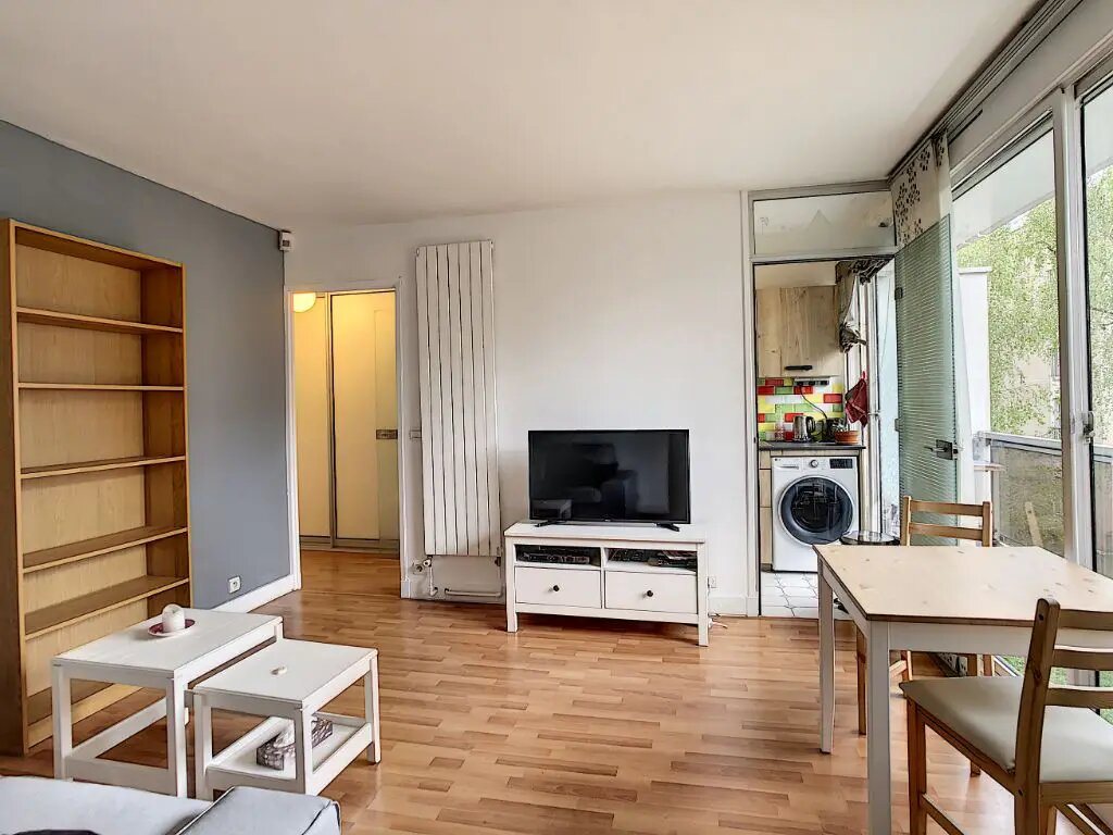 Appartement à louer, 40m², Courbevoie