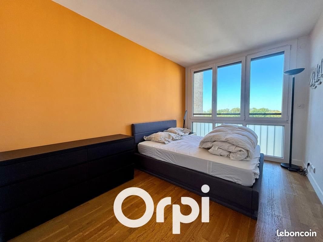 Appartement à louer, 83m², Meudon