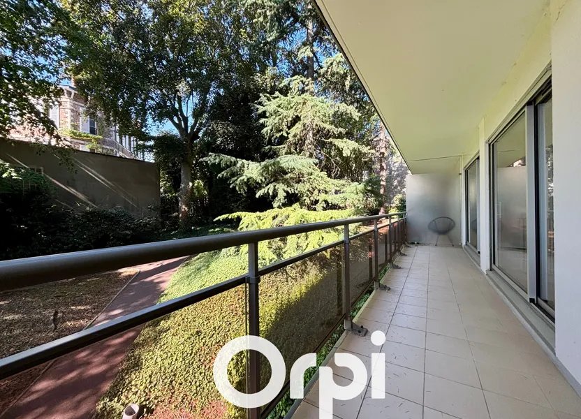 Appartement à louer, 106m², Meudon