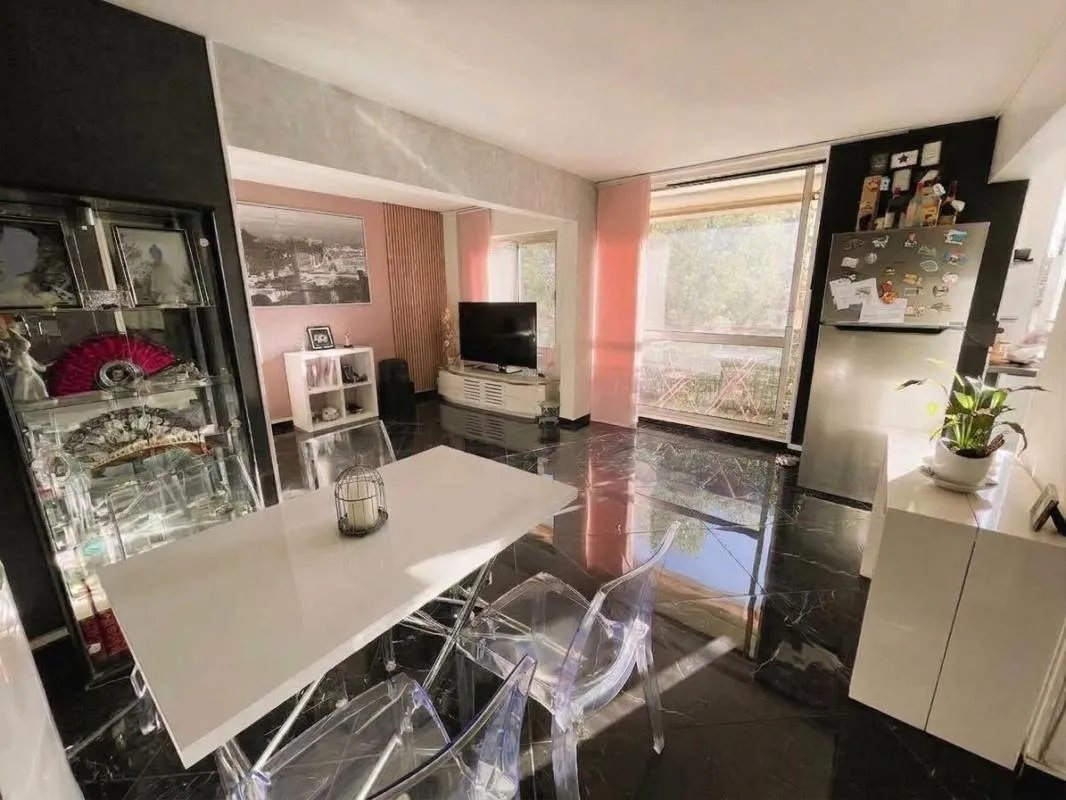 Appartement à vendre, 65m², Fresnes