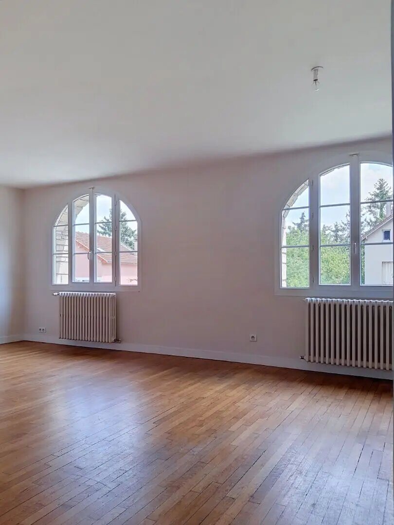 Maison à louer, 116m², Châtillon