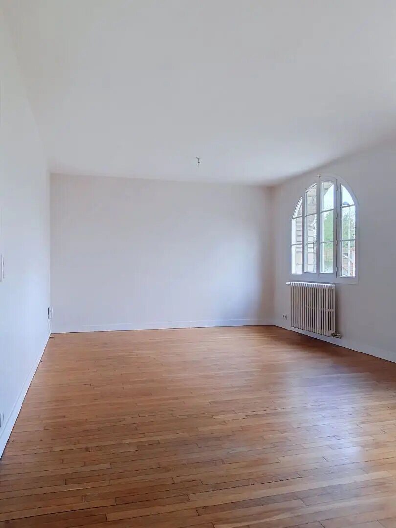 Maison à louer, 116m², Châtillon
