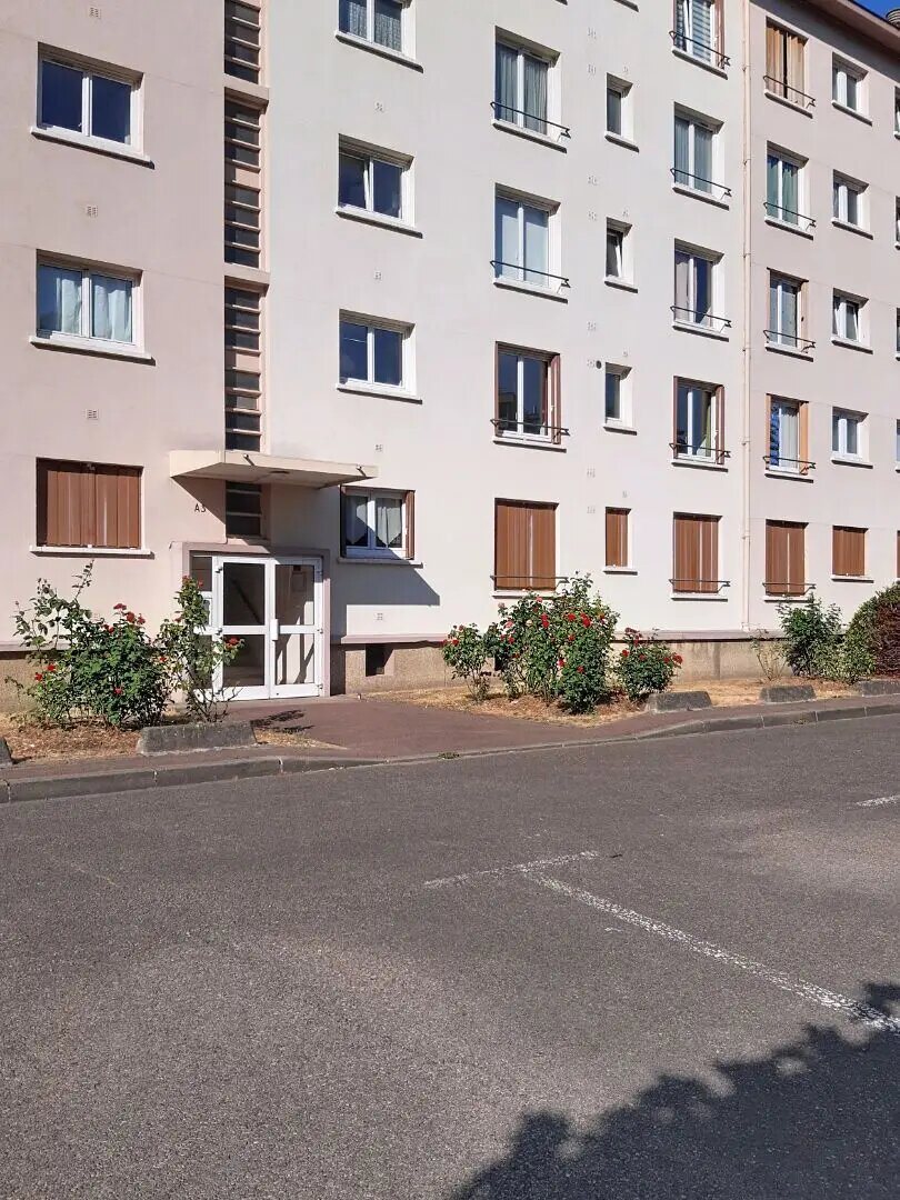 Appartement à louer, 78m², Châtillon