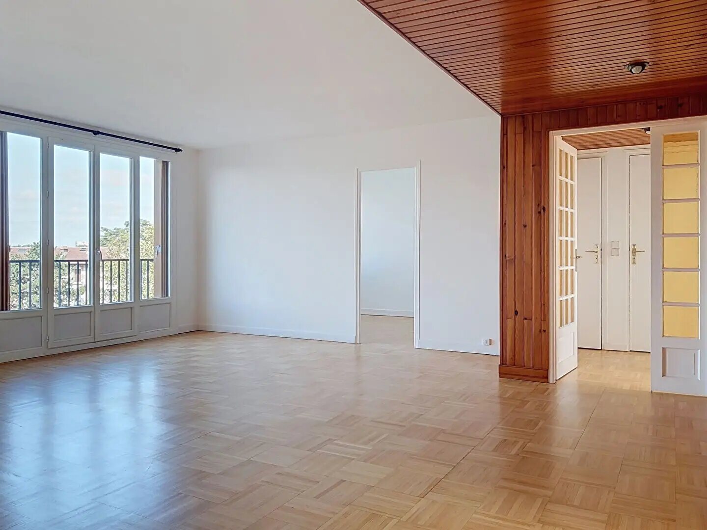 Appartement à louer, 83m², Châtillon