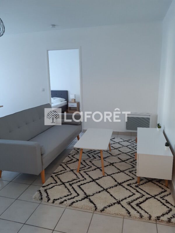 Appartement à louer, 45m², Châtillon