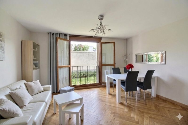 Appartement à vendre, 62m², Suresnes