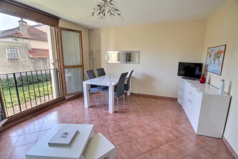 Appartement à vendre, 62m², Suresnes