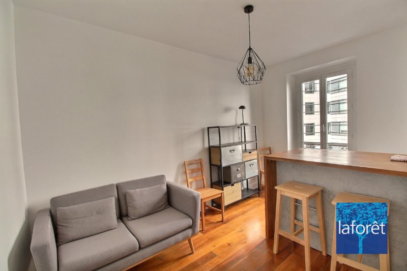 Appartement à louer, 27m², Puteaux