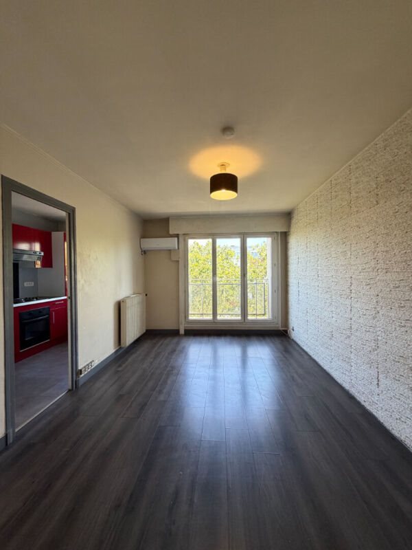 Appartement à vendre, 25m², Le Bourget
