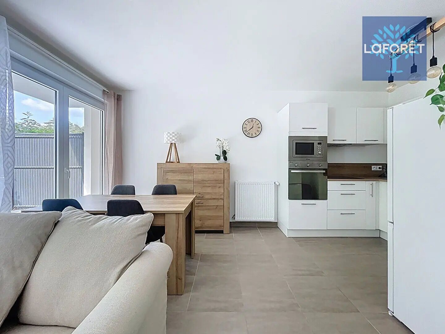 Appartement à louer, 43m², Emerainville