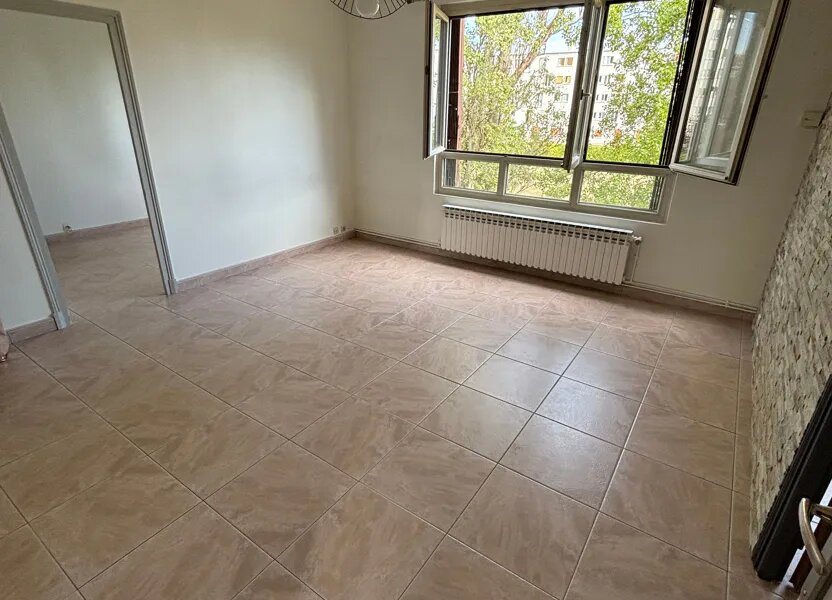 Appartement à louer, 67m², Drancy