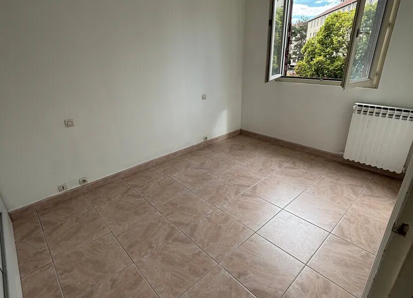Appartement à louer, 67m², Drancy