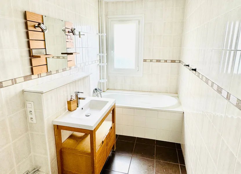 Appartement à louer, 85m², Livry-Gargan
