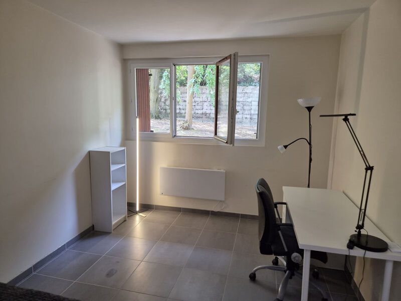 Appartement à louer, 17m², Cachan
