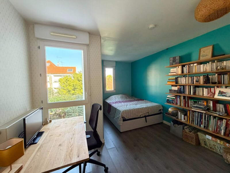 Appartement à louer, 69m², Cachan