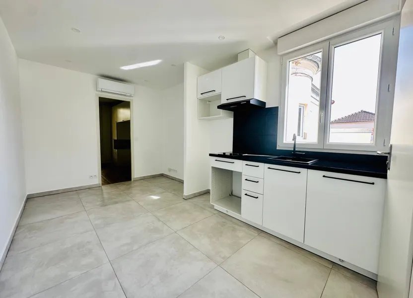 Appartement à louer, 25m², Saint-Maur-des-Fossés
