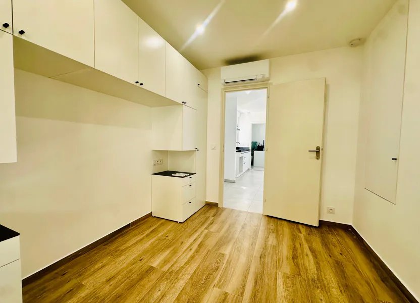 Appartement à louer, 25m², Saint-Maur-des-Fossés