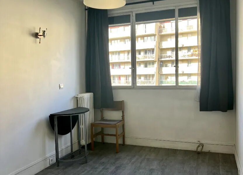 Appartement à louer, 57m², Saint-Maurice