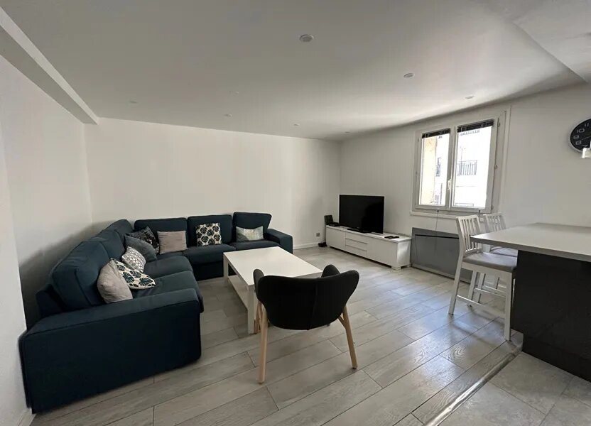 Appartement à louer, 46m², Saint-Maurice