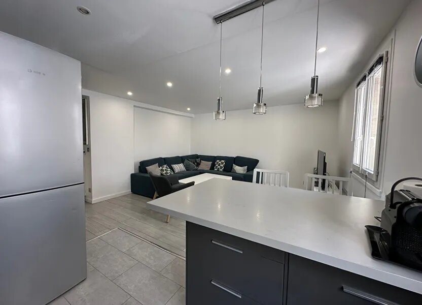 Appartement à louer, 46m², Saint-Maurice