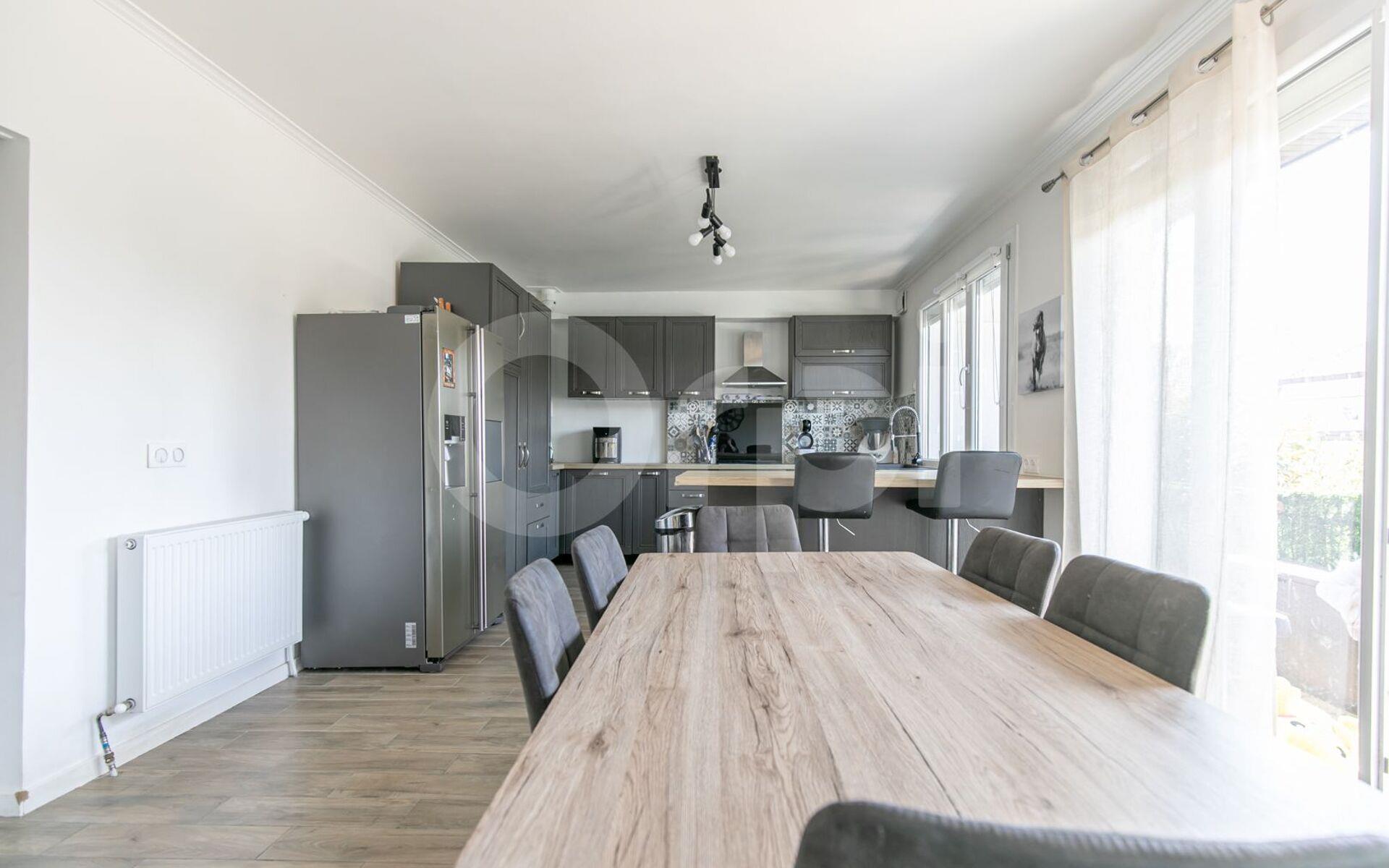 Appartement à vendre, 79m², Ormesson-sur-Marne