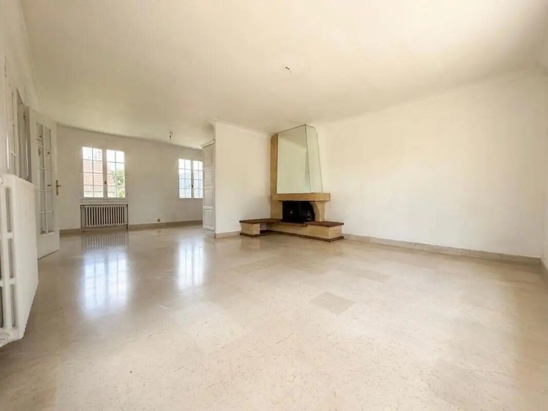 Maison à vendre, 92m², Emerainville