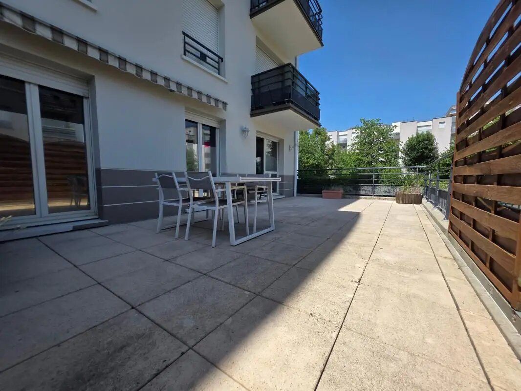 Appartement à louer, 62m², Lognes