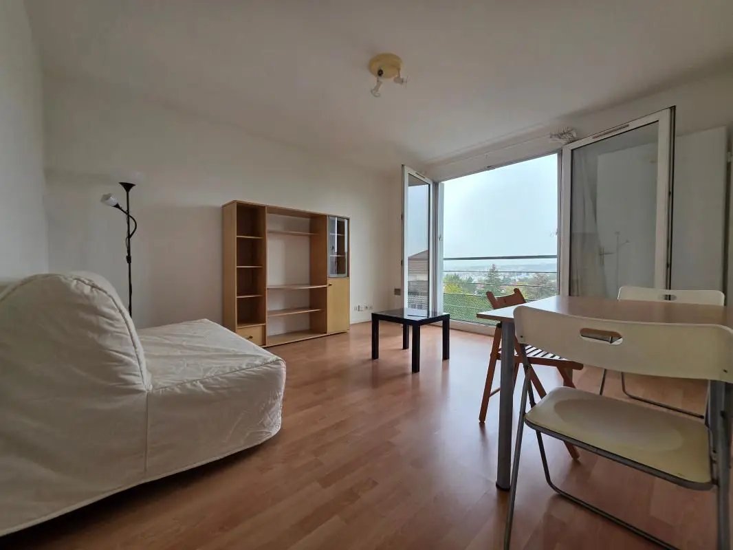 Appartement à louer, 27m², Noisy-le-Grand