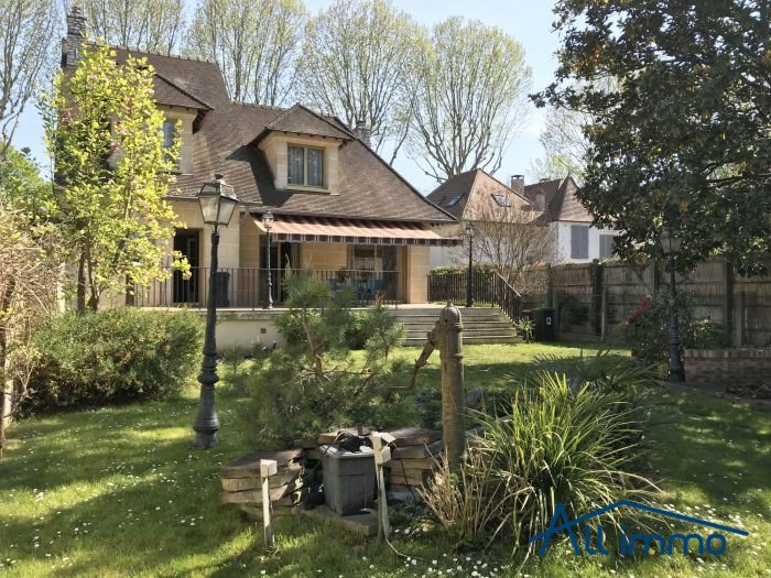 Maison à vendre, 145m², La Varenne-Saint-Hilaire