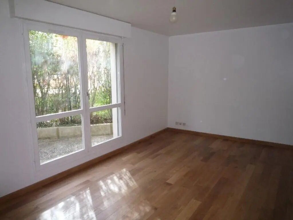 Appartement à louer, 46m², Saint-Maurice