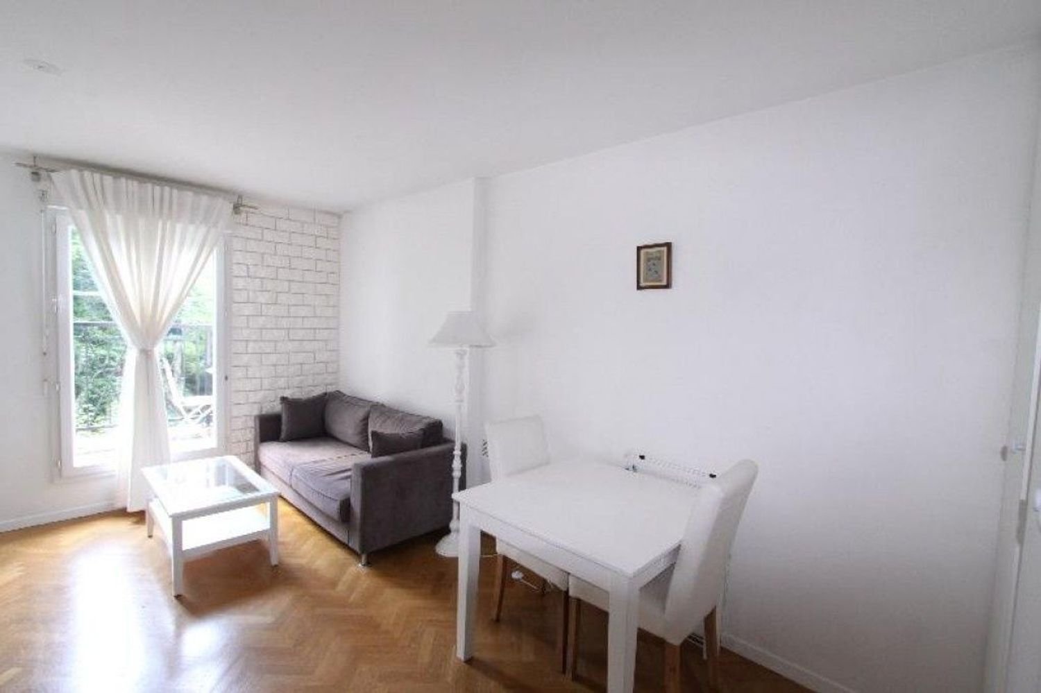 Appartement à louer, 29m², Saint-Maurice