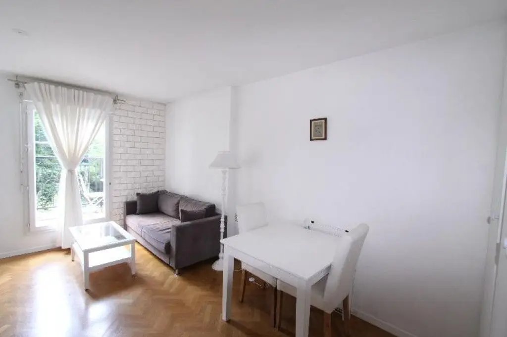 Appartement à louer, 29m², Saint-Maurice
