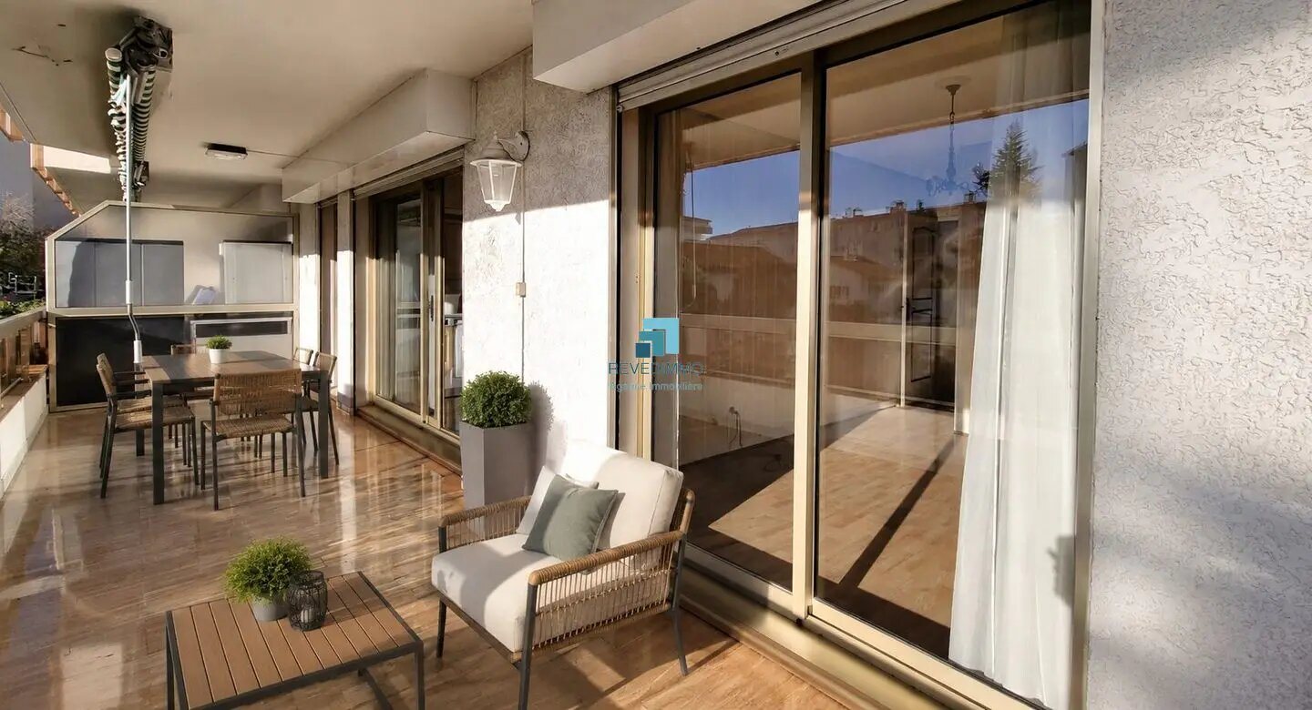 Appartement à vendre, 93m², Saint-Raphaël