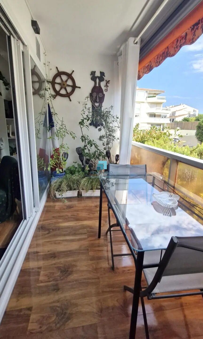 Appartement à vendre, 66m², Fréjus