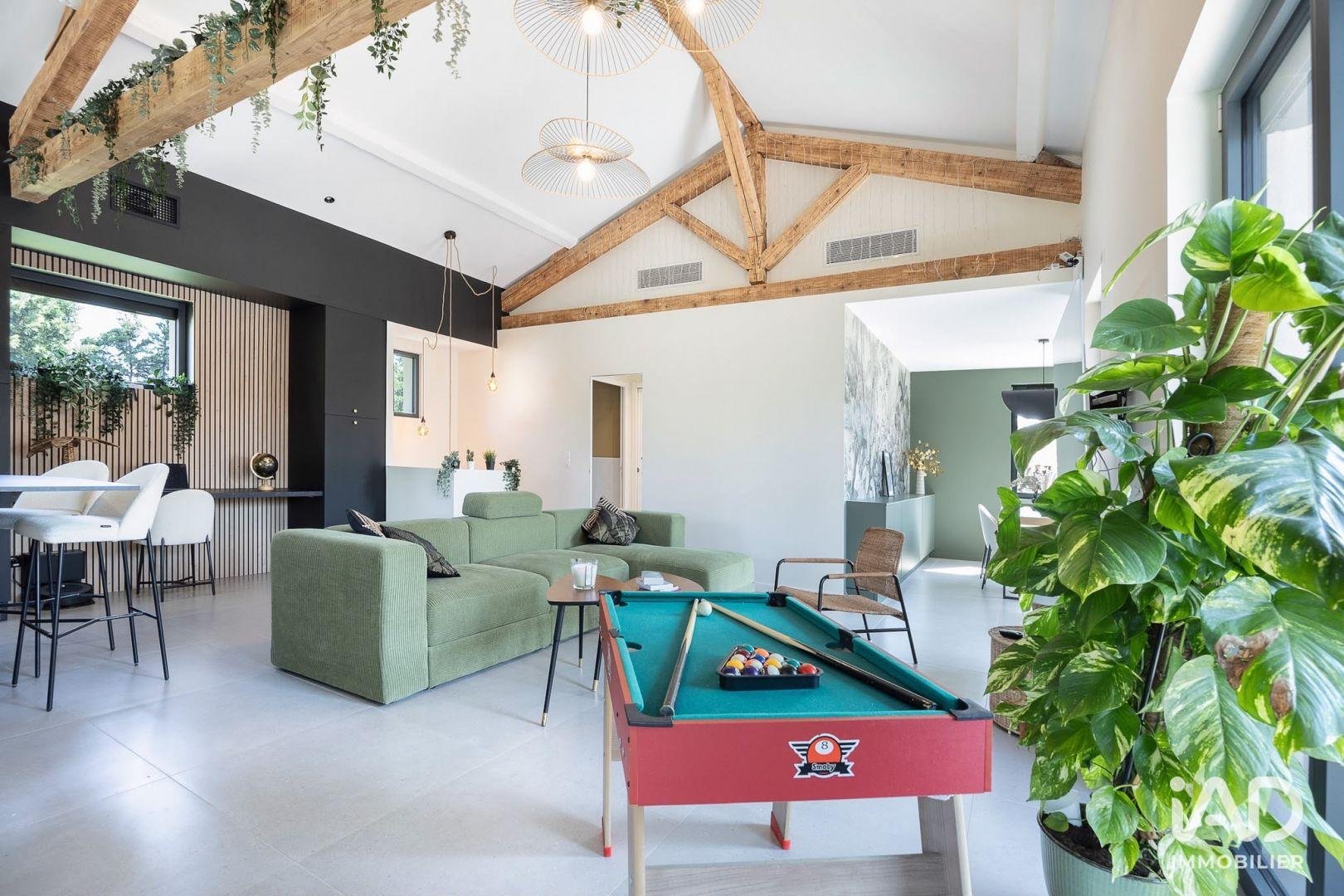 Maison à vendre, 175m², Saint-Genis-les-Ollières