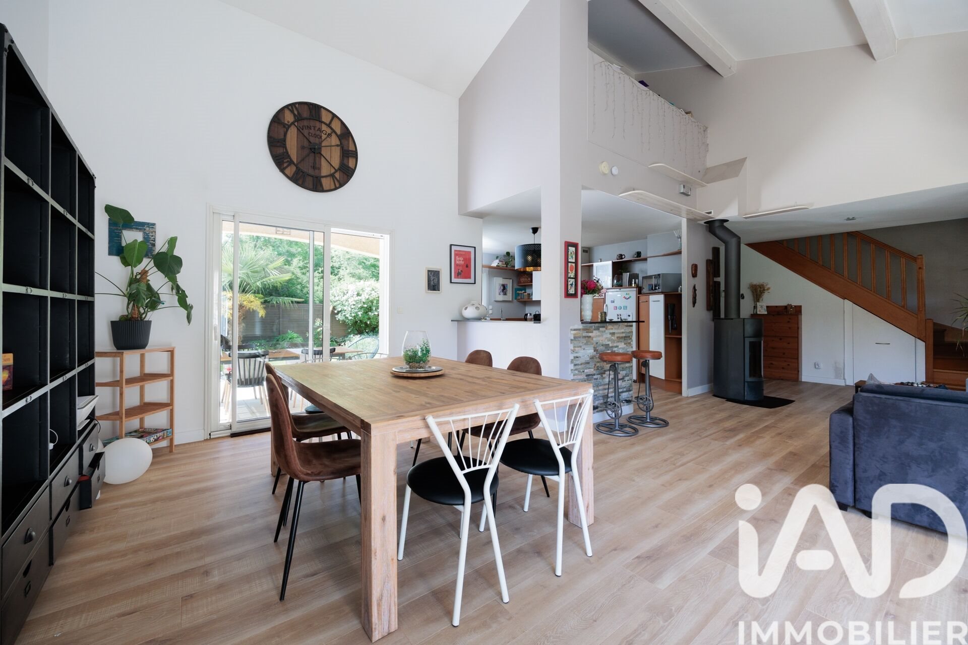 Maison à vendre, 157m², Saint-Genis-les-Ollières