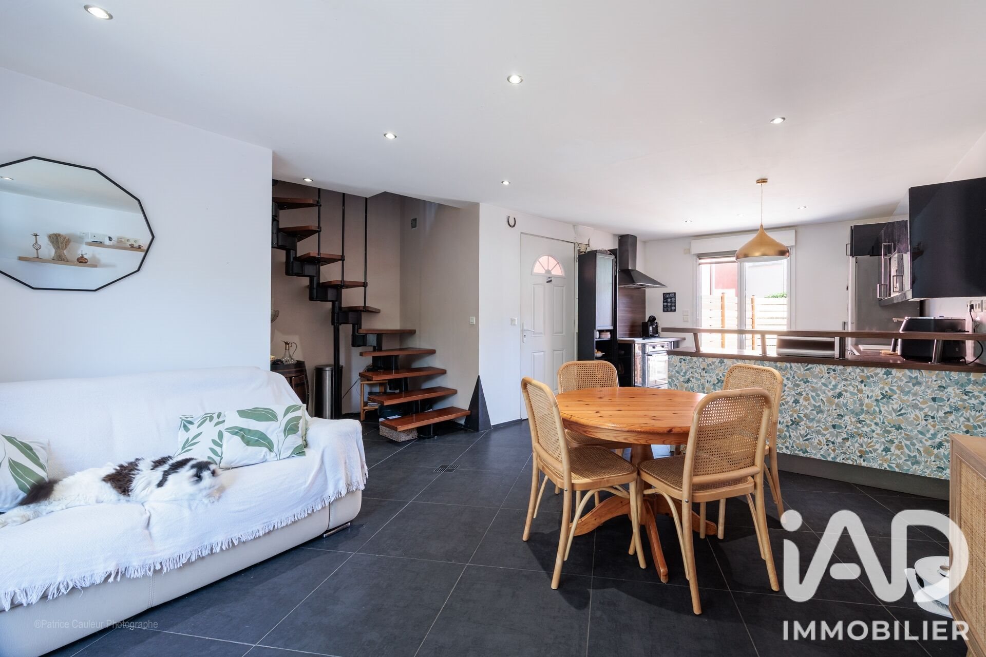 Maison à vendre, 92m², Saint-Genis-les-Ollières