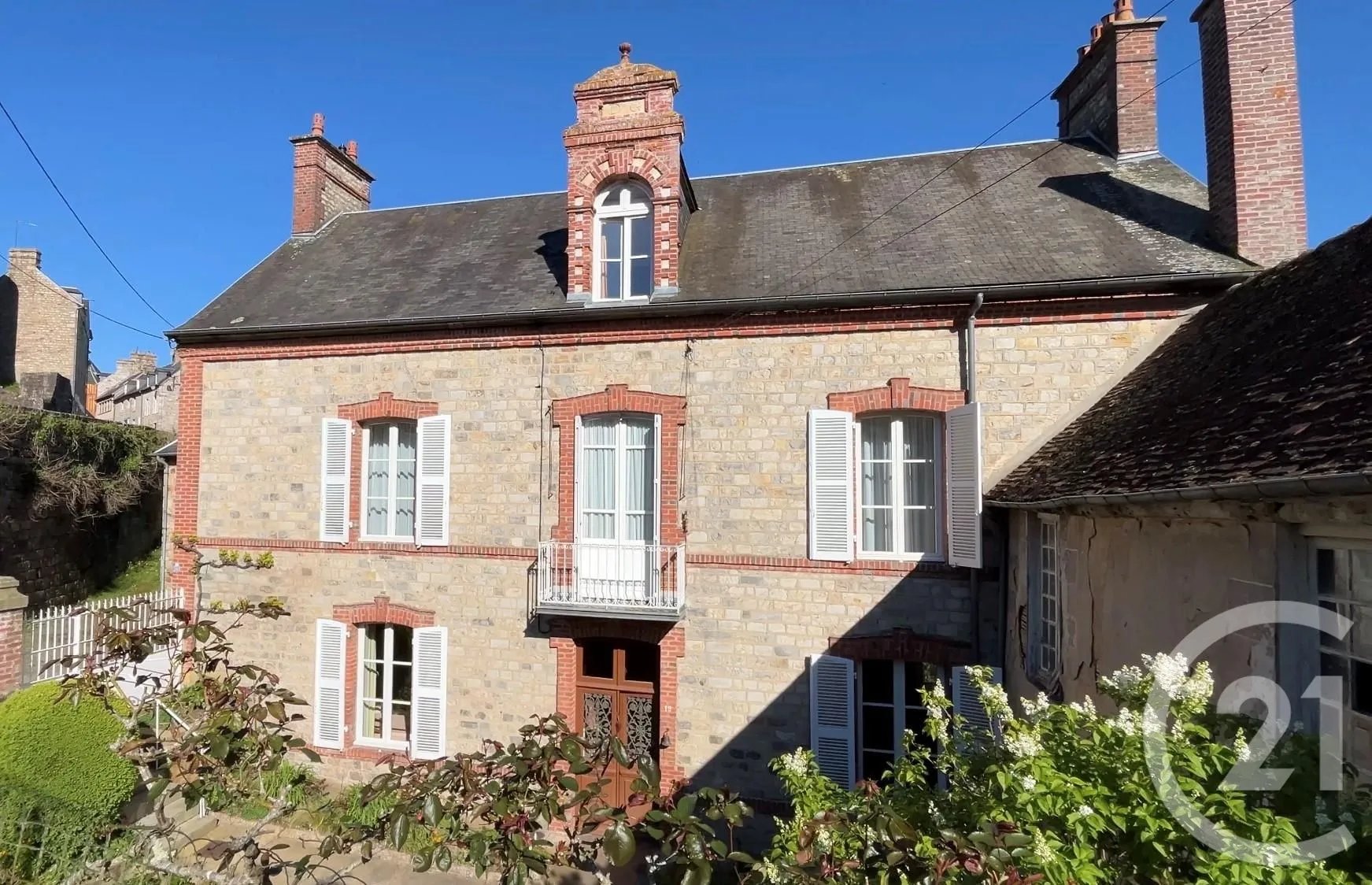Maison à vendre, 189m², Domfront en Poiraie