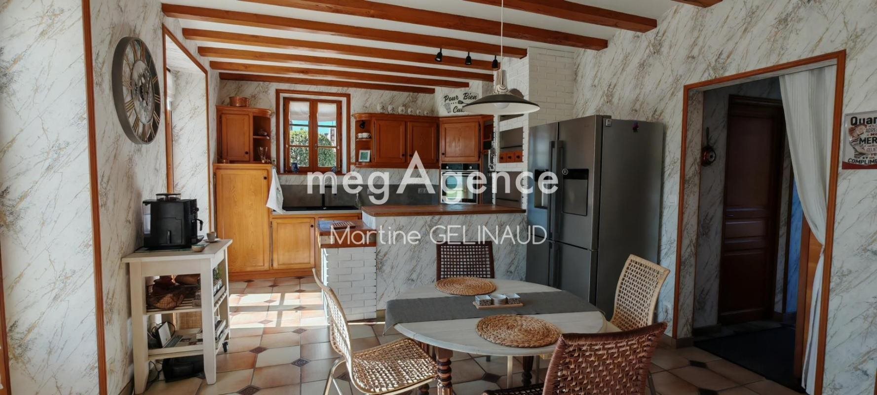 Maison à vendre, 237m², Saintes