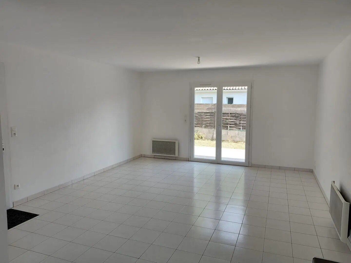 Maison à louer, 78m², Montendre