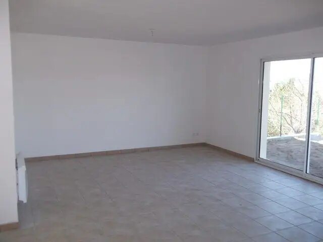 Maison à louer, 89m², Mirambeau