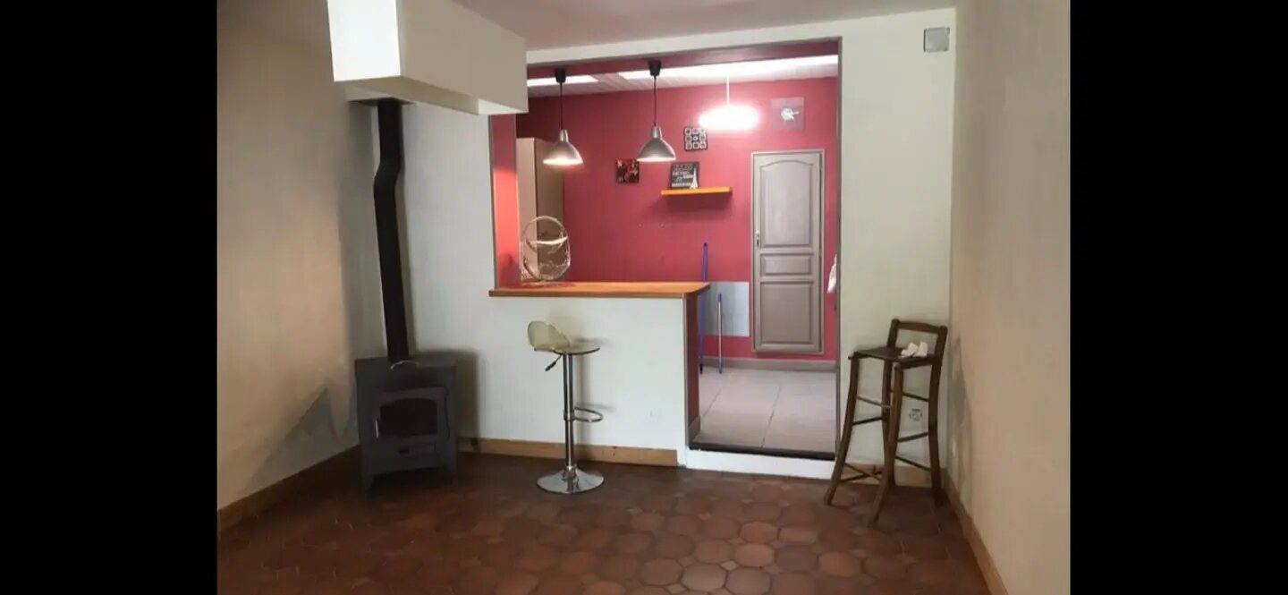 Maison à louer, 75m², Montlieu-la-Garde