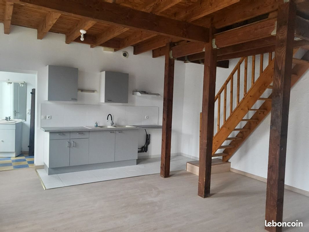 Maison à louer, 76m², Saint-Ciers-sur-Gironde