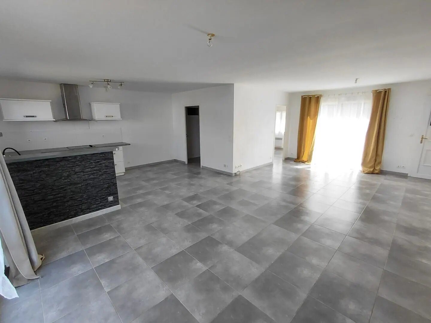 Maison à vendre, 108m², Semoussac