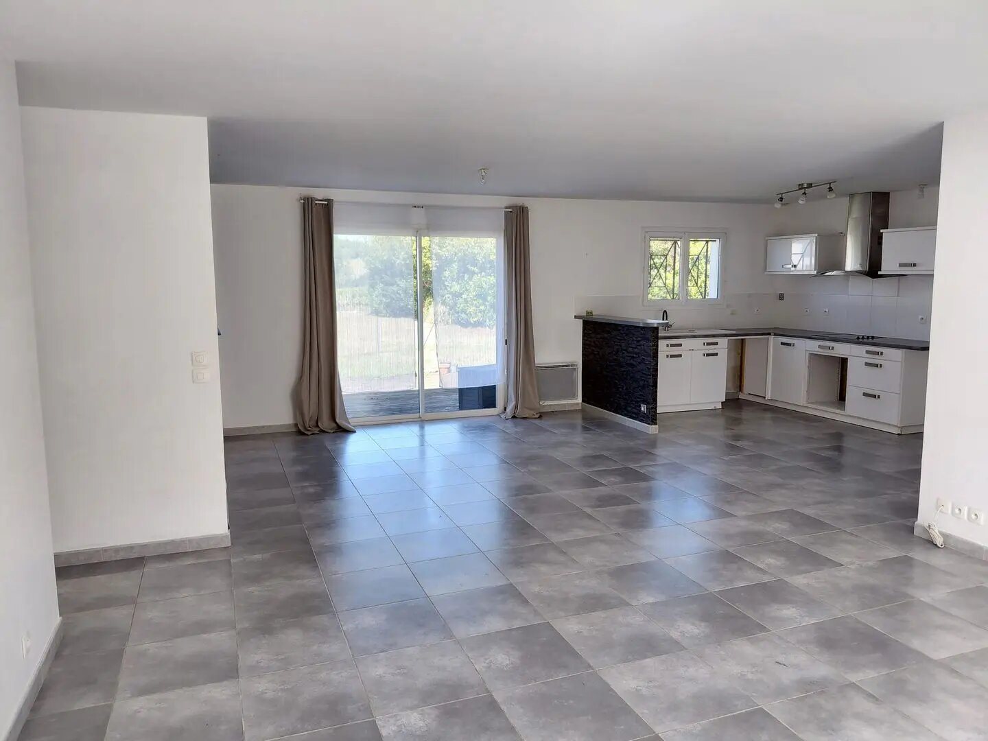 Maison à vendre, 108m², Semoussac