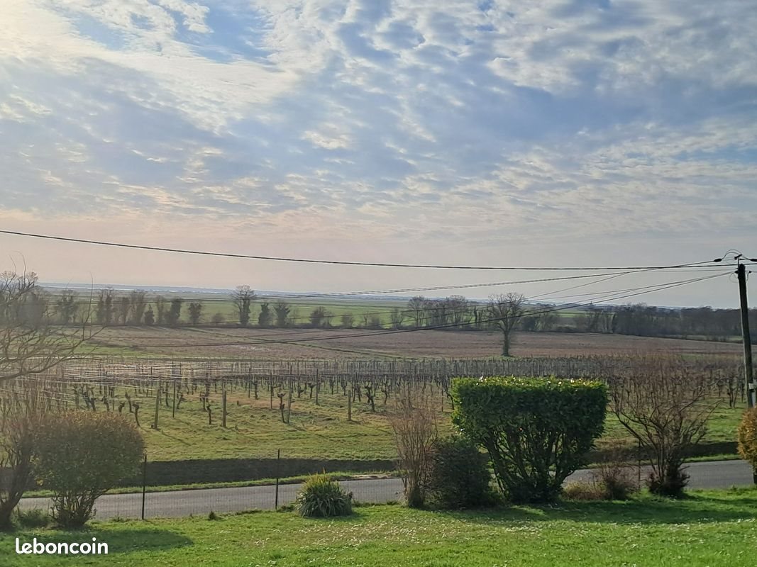 Maison à louer, 77m², Saint-Sorlin-de-Conac