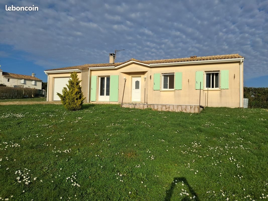 Maison à louer, 77m², Saint-Sorlin-de-Conac